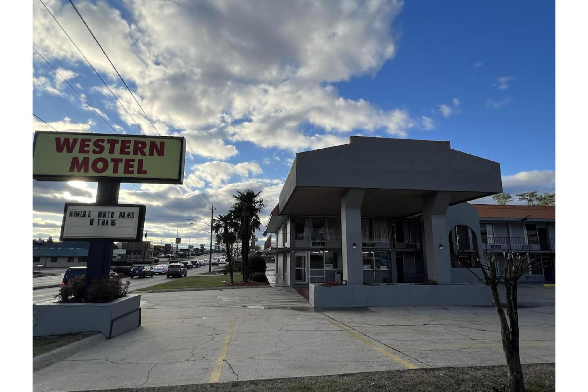 Western Motel By Oyo Hattiesburg Exterior foto
